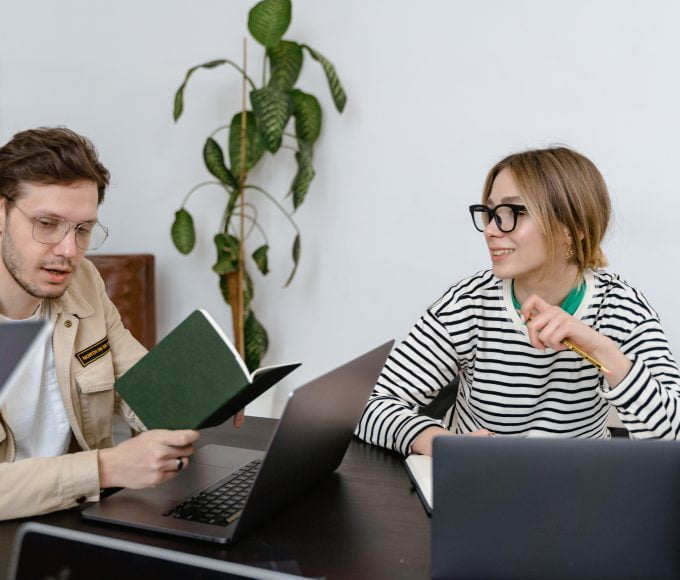 : Learn how to flirt with your boss without crossing boundaries. Build a closer relationship, improve communication, and increase job satisfaction. Read more!